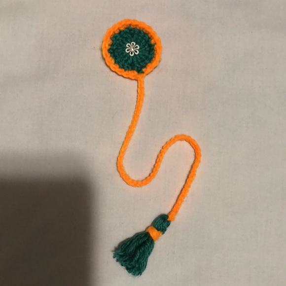 Flower Bookmark Handmade crochet - Picture 3 of 5